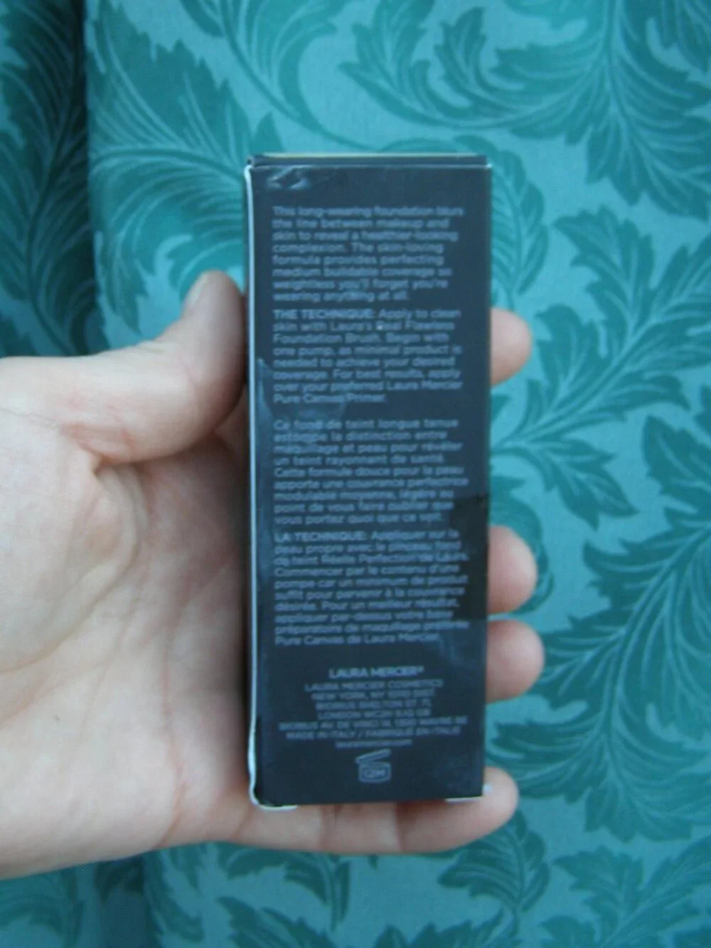 NEW Laura Mercier Real Flawless Foundation